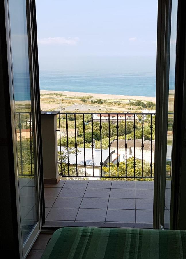 باولا B&B L'Eucalipto المظهر الخارجي الصورة