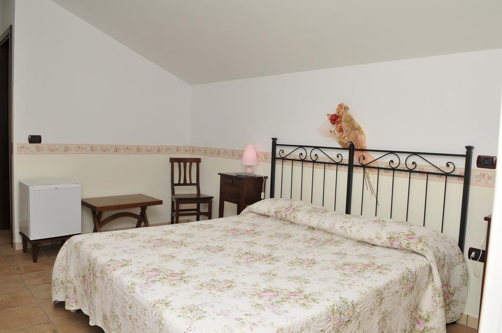 باولا B&B L'Eucalipto الغرفة الصورة